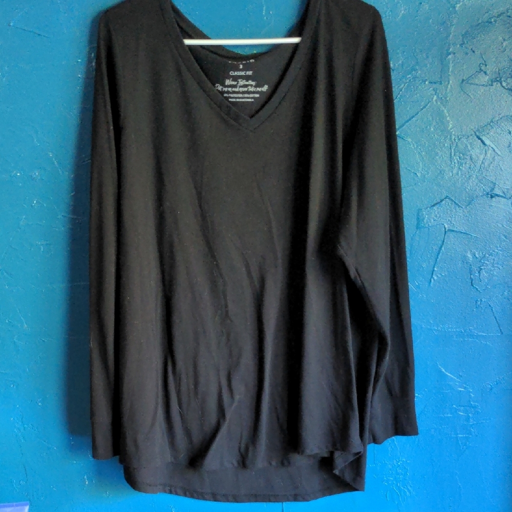 Torrid Black Classic Fit V-Neck Top